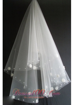Hand Made Flowers Decorate Tulle Beautiful Wedding Veils