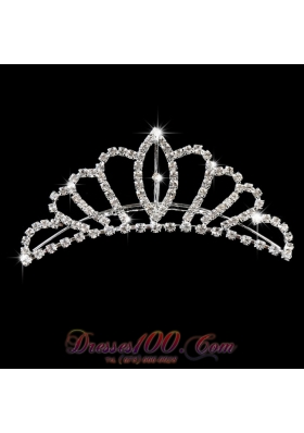 Classic Tiara Decorated With Shimmering Rhinestone