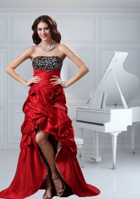 2015 Beautiful Column Strapless Beading Prom Dress in Red
