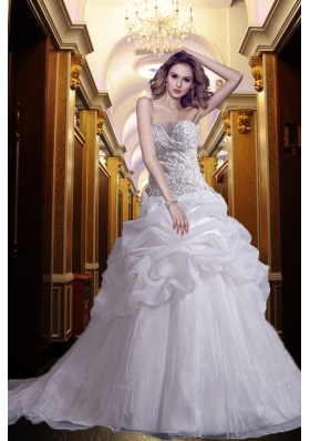 Princess Stapless Chapel Train Lace Wedding Dresses with Beading