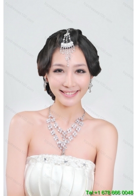 Gorgeous Rhinestone Wedding Jewelry Set Including Necklace And Headpiece
