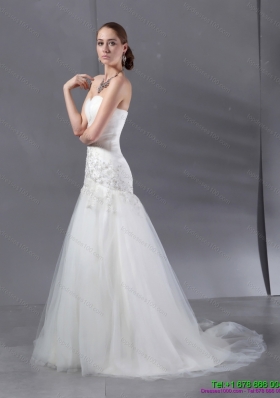 2015 Ruffled White Wedding Dresses with Sequins and Brush Train