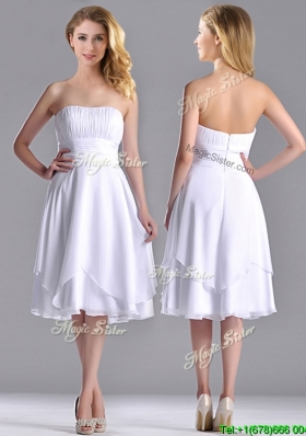 Cheap Strapless Chiffon White Dama Dress with Ruched Decorated Bust