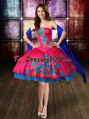 Fantastic Taffeta Sleeveless Knee Length Prom Party Dress and Beading and Embroidery