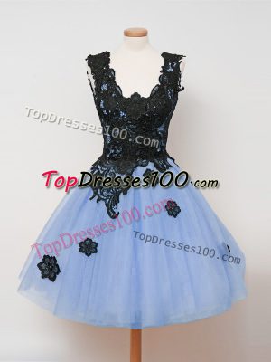 Knee Length Light Blue Bridesmaids Dress Tulle Sleeveless Lace