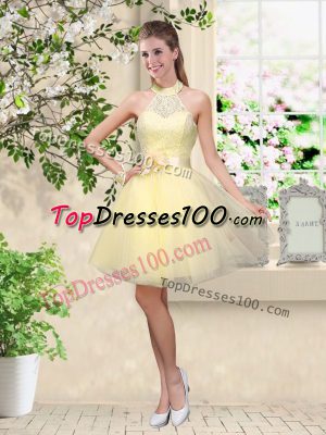 On Sale Knee Length Lace Up Quinceanera Court Dresses Light Yellow for Prom and Party with Lace and Belt