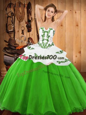 Lovely Strapless Sleeveless Satin and Organza Quinceanera Gowns Embroidery Lace Up