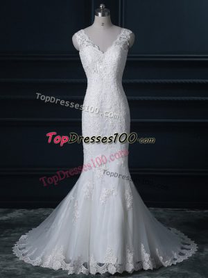 White Sleeveless Tulle Brush Train Backless Wedding Gowns for Wedding Party
