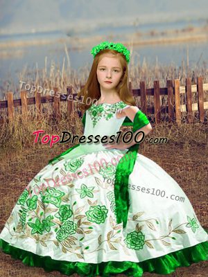 White Off The Shoulder Lace Up Embroidery Pageant Gowns For Girls Sleeveless