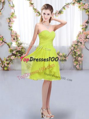 Sophisticated Sleeveless Chiffon Knee Length Lace Up Vestidos de Damas in Yellow Green with Ruffles and Ruching