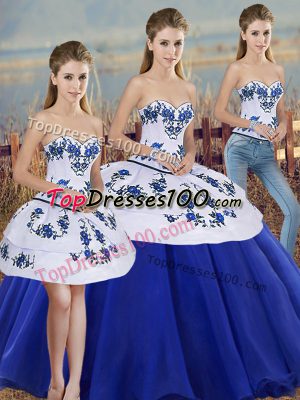 Pretty Sleeveless Floor Length Embroidery and Bowknot Lace Up Quinceanera Gowns with Royal Blue