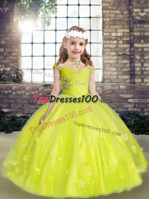 Popular Yellow Green Sleeveless Floor Length Beading and Hand Made Flower Lace Up Child Pageant Dress