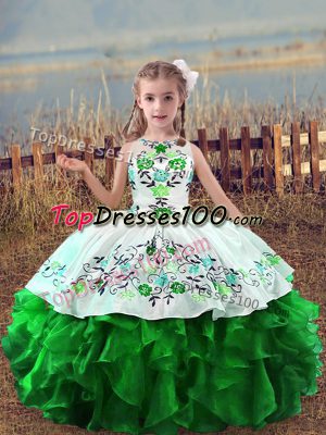 Superior Scoop Sleeveless Organza Little Girls Pageant Dress Wholesale Embroidery and Ruffles Lace Up
