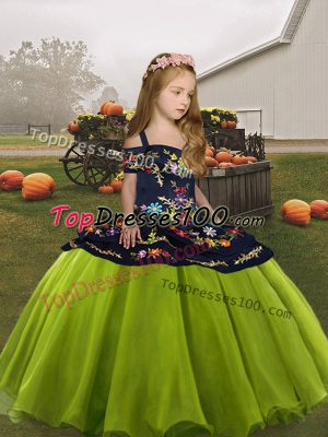 Sleeveless Embroidery Lace Up Child Pageant Dress