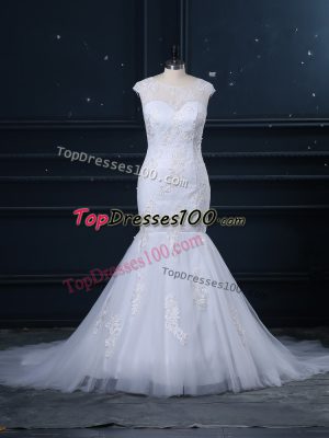 White Clasp Handle Wedding Gowns Lace Sleeveless Brush Train