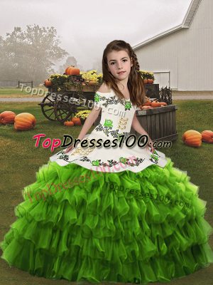 Pretty Green Lace Up Straps Embroidery and Ruffled Layers Pageant Gowns Organza Sleeveless