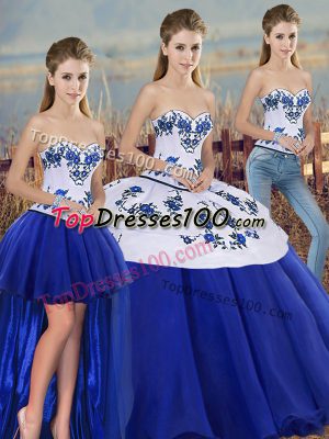 Royal Blue Three Pieces Tulle Sweetheart Sleeveless Embroidery and Bowknot Floor Length Lace Up Quinceanera Gown