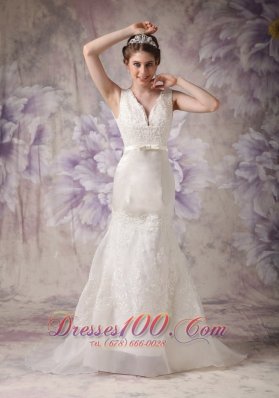 Modest A-line V-neck Low Cost Wedding Dress Taffeta and Organza Lace Court Train - Top Selling
