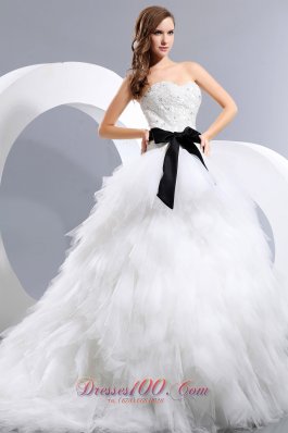 Beautiful Wedding Dress Appliques and Bow A-line Sweetheart Chapel Train Taffeta and Tulle  - Top Selling