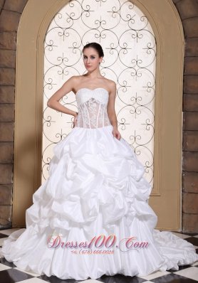 Exquisite Ball Gown Wedding Dress For 2013 Laced Bodice Taffeta With Pick-ups Gowns