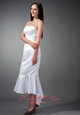 Simple White Mermaid Strapless Bridesmaid Dress Tea-length Elastic Woven Satin Ruch
