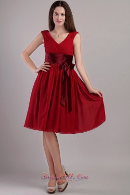 Wine Red Empire V-neck Knee-length Chiffon Sash Bridesmaid Dress