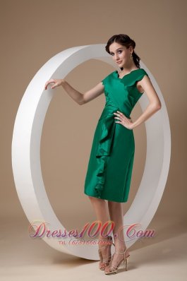 Elegant Elegant Dark Green Mother of the Bride Dress Column V-neck Taffeta Ruch Knee-length