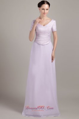Elegant Lilac Column / Sheath V-neck Floor-length Chiffon Ruch Mother Of The Bride Dress