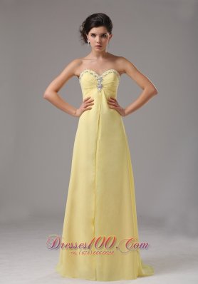Clearence Yellow Custom Made Sweetheart Chiffon Prom Dress With Beaded Decorate