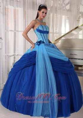 Popular Modest Blue Quinceanera Dress Strapless Tulle Beading Ball Gown