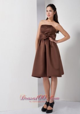 Brown A-line Strapless Knee-length Satin Bow Prom Dress  Dama Dresses