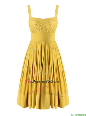 Modern Sleeveless Knee Length Beading and Pleated Criss Cross Cocktail Dresses with Yellow
