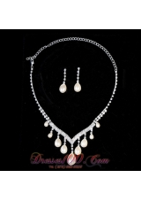 Splendid Big Drop Pearl Ladies Necklace And Earrings Jewelry Set