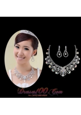 Shimmering Colorful Rhinestone Ladies Necklace and Earrings Jewelry Set