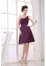 One Shoulder Neckline Purple Knee-length Bridesmaid Dress