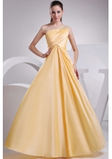 Beading and Ruching Decorate One Shoulder A-line Yellow Taffeta Prom Dress For 2013 Floor-length