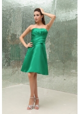 Ruched Strapless Knee-length A-Line Taffeta Bridesmaid Dress Green