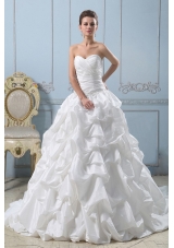 Ball Gown Fashionable Sweetheart 2013 Wedding Dress Pick-ups With Ruched Bodice For Wedding Party