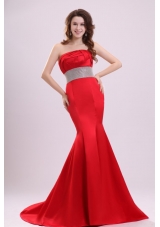 2014 Sexy Strapless Mermaid Beading Brush Train Prom Dress in Red