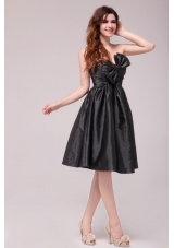 Black Sweetheart Ruching Taffeta Knee-length Prom Dress