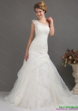 2015 Top Selling One Shoulder Wedding Dresses with Ruching and Hand Made Flowers