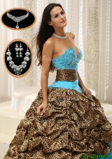 Fashionable Sweetheart Quinceanera Dresses with Beading and Pick Ups