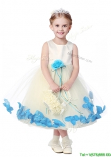 2016 Lovely Tea Length Scoop Little Girl Pageant Dress with Hand Made Flowers and Appliques