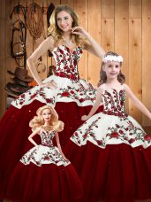 Luxury Sleeveless Floor Length Embroidery Lace Up Vestidos de Quinceanera with Wine Red