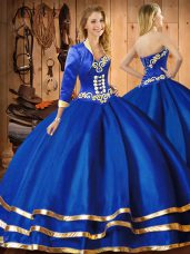 Elegant Sleeveless Embroidery Lace Up Quince Ball Gowns