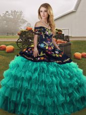 Sleeveless Embroidery and Ruffled Layers Lace Up Ball Gown Prom Dress