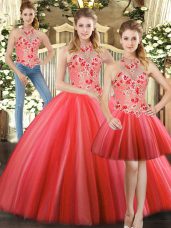 Three Pieces Quince Ball Gowns Red Halter Top Tulle Sleeveless Floor Length Lace Up