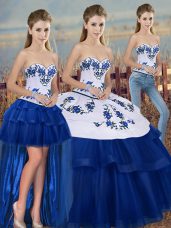 New Style Sweetheart Sleeveless Tulle Quinceanera Gown Embroidery and Bowknot Lace Up