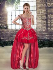 Off The Shoulder Sleeveless Tulle Prom Gown Beading and Appliques Lace Up