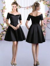 Short Sleeves Satin Mini Length Zipper Quinceanera Court Dresses in Black with Ruching